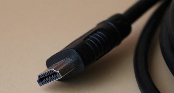 replace-the-HDMI-cable